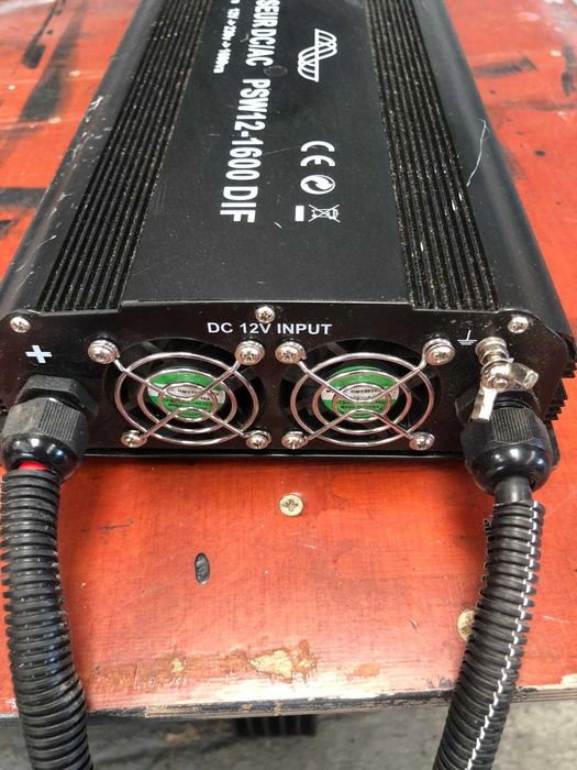 Transformador de corrente 12V para 220v