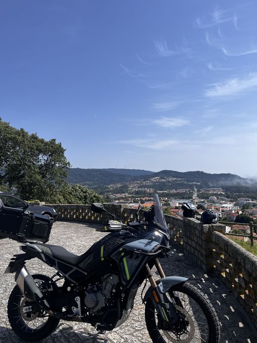 Cf moto 450 mt como nova