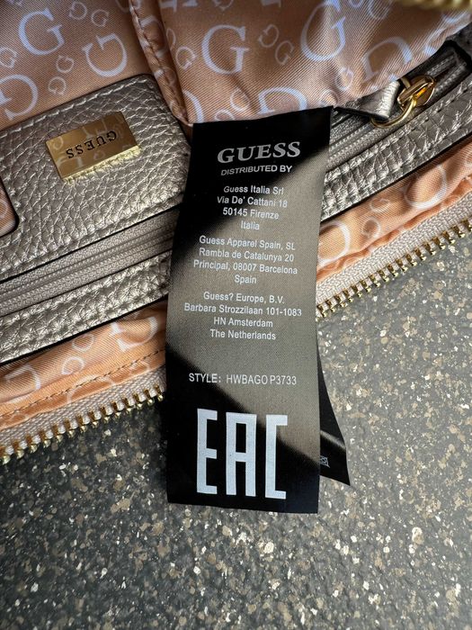 Torebka/kopertówka Guess