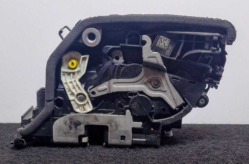 Fechadura / Fecho Porta Frente Esquerdo 728193110 - BMW X1