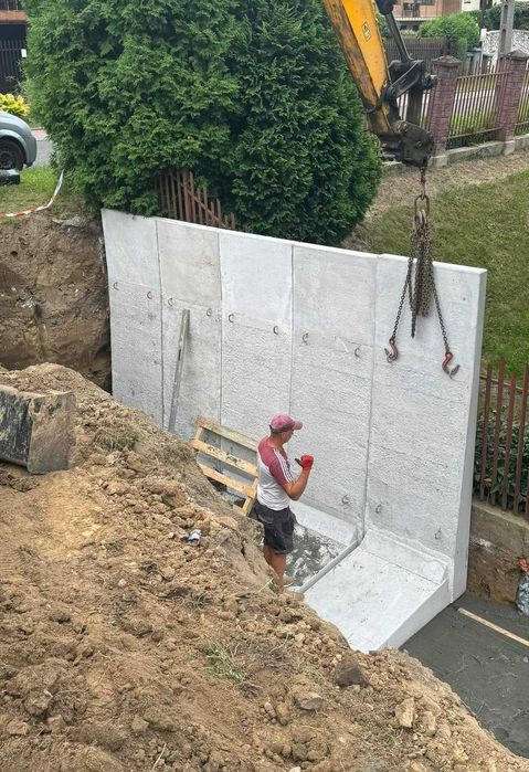 Roboty ziemne koparka ścianka mur oporowy typu L prefabrykowany Kraków