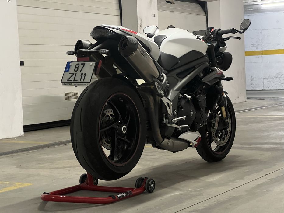 Triumph Speed Triple RS Nacional como nova
