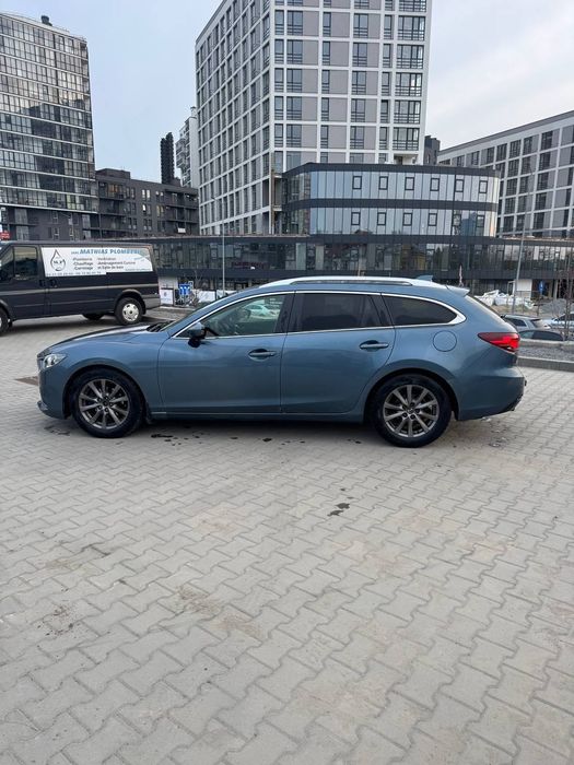 Продаю Mazda 6 ,2013р