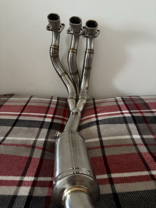 Coletores para triumph daytona 660/tiger 660/trident 660