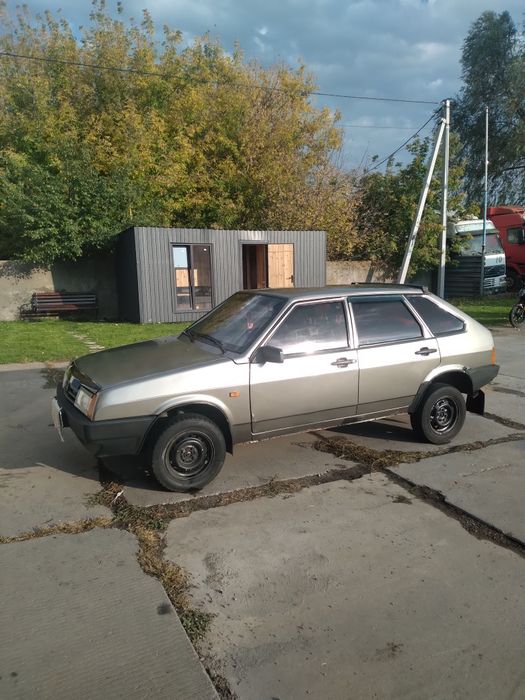 В продажу 2109 2003рік