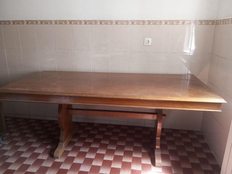 Mesa de  madeira