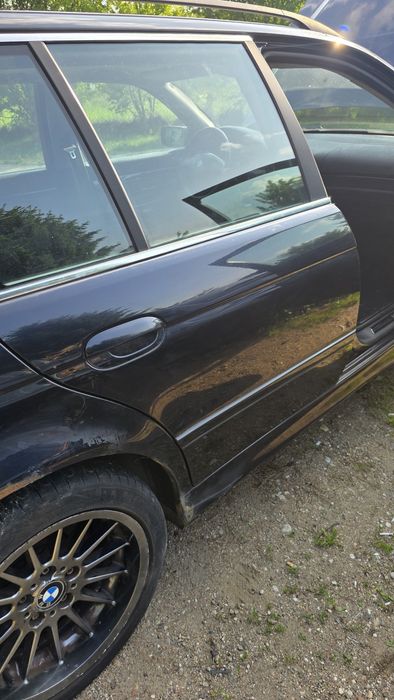 Dzwi Prawy Tył Bmw e39 2002r Lift Touring Carbonschwarz Met