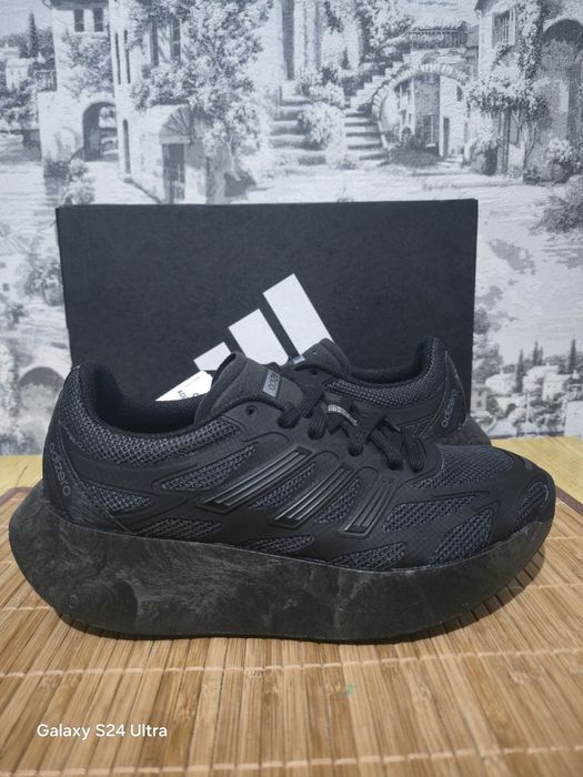 Оригінальні ADIZERO ARUKU від Adidas.
