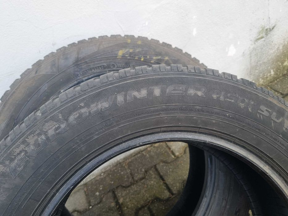 Opona zimowa Falken Eurowinter HS01SUV 215/65R17 99 H 2 SZTUKI
