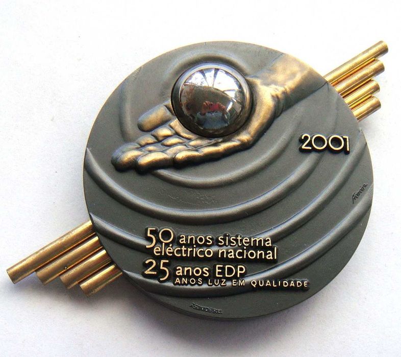 Medalha Escultura de Bronze Rotativa 25 Anos da EDP em Estojo Original