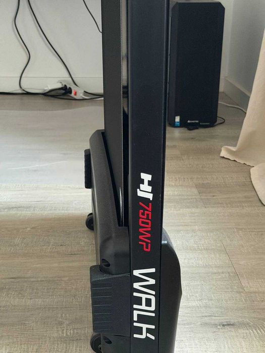 Bieżnia elektryczna HS-750WP Walk – stan bardzo dobry!