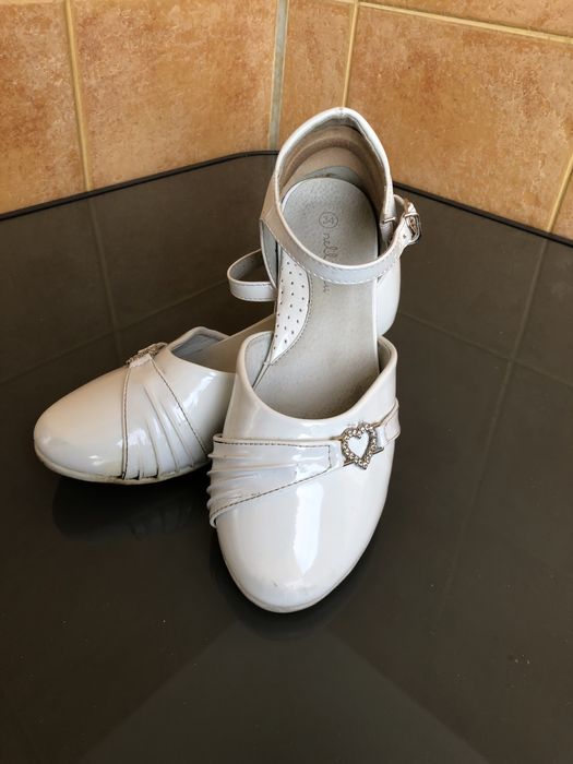 Buty dla dziewczynki r. 34 Komunia Ślub Bal Druhny Białe