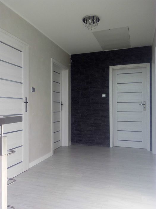 Sprzedaż drzwi wewnętrznych oraz montaż