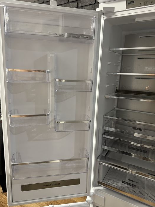 Lodówka Whirlpool WHC20 T593 P pod zabudowe