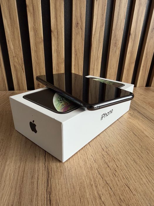 iPhone XS Max 64 GB Space Gray — stan bardzo dobry