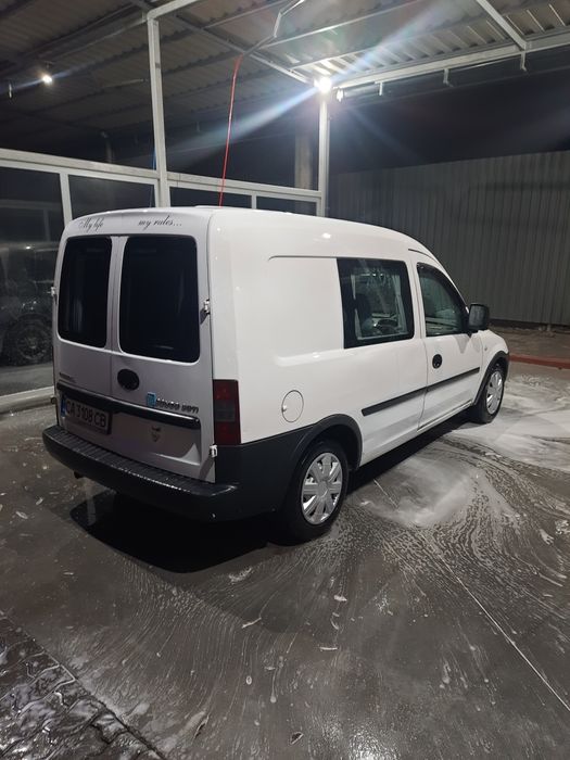 Opel Combo продам.
