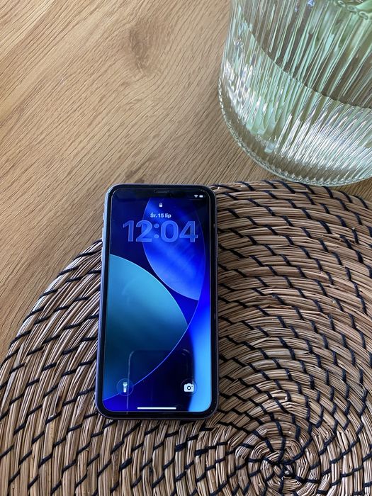 Iphone 11 stan bardzo dobry
