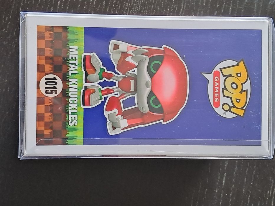 Funko pop 1015 sonic edição limitada.