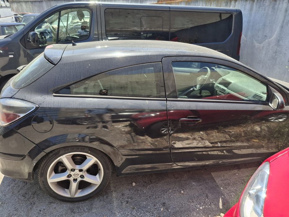 Opel Astra Coupe junta cabeça queimada