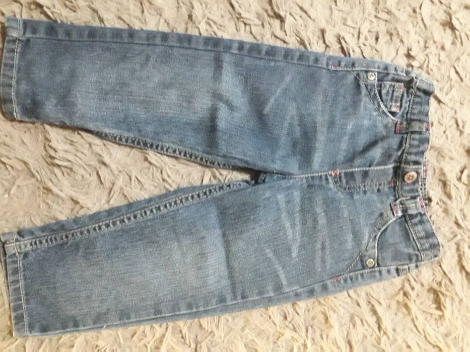 Джинсы на 1,5 - 2.5 года разные