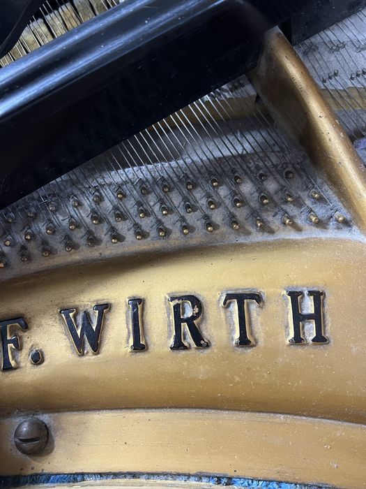 Продам старовинний антикварний рояль Franz Wirth Schüler u. Bösendorfer, Wien.