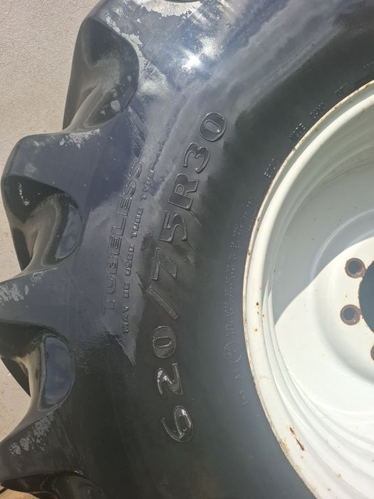 Koła goodyear  r30