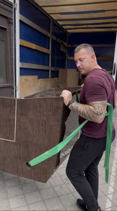 Грузчик Харьков, Заказать грузчиков, Грузчики на час Вантажники Харків