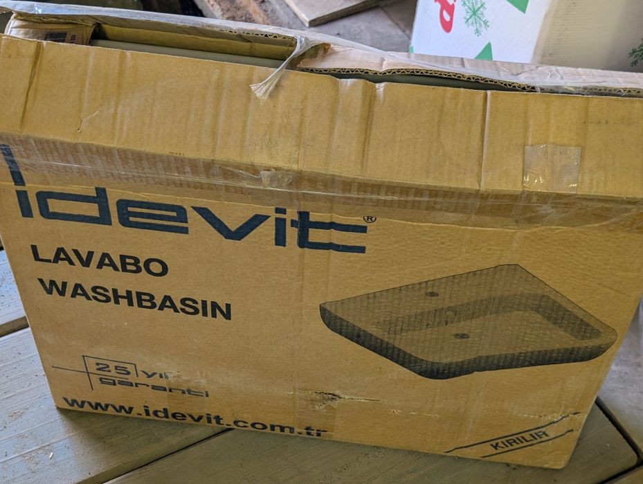 Умивальник IDEVIT Halley 60 см 3201-0455 керамічний підвісний білий