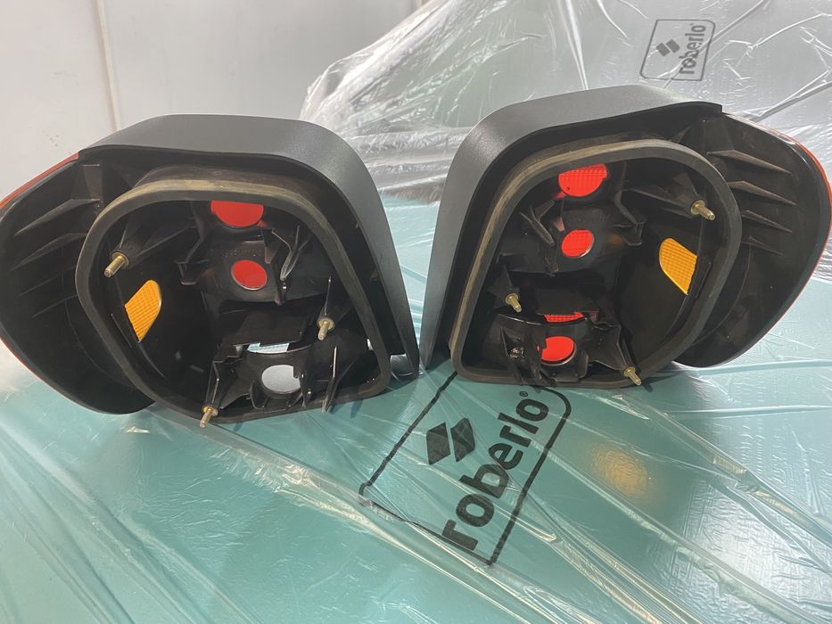 Farois trás VW Polo 1996 NOVOS