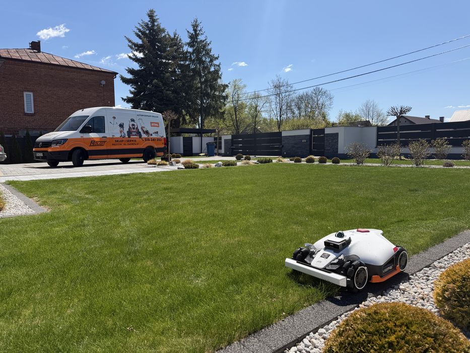 Robot koszący Cedrus C-MOW M6 600m² SPRZEDAŻ - MONTAŻ - SERWIS