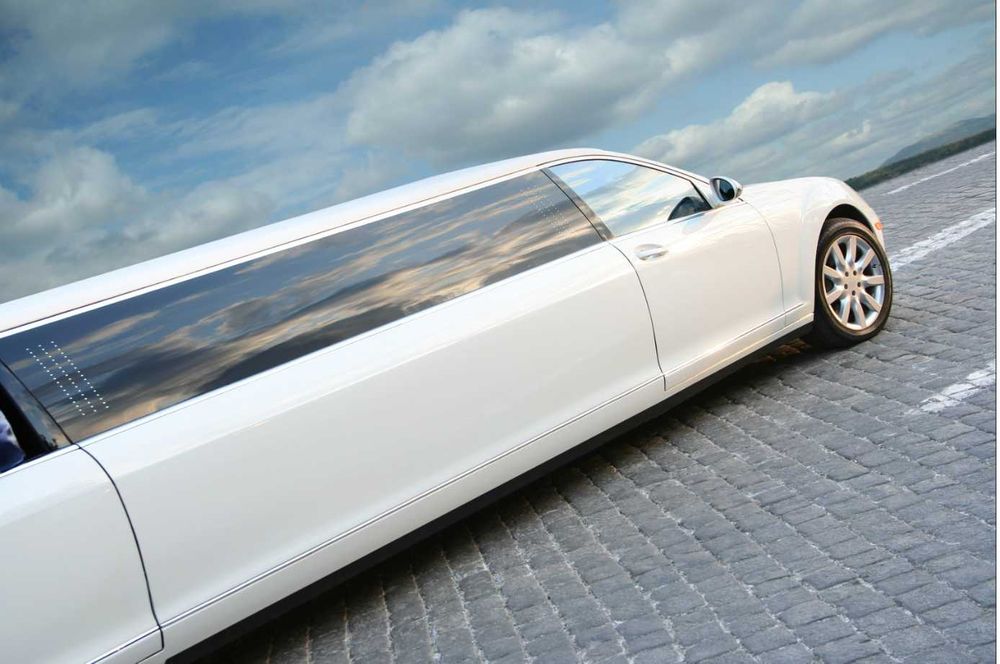 Limuzyny wesele, panieński, kawalerski, auta do ślubu