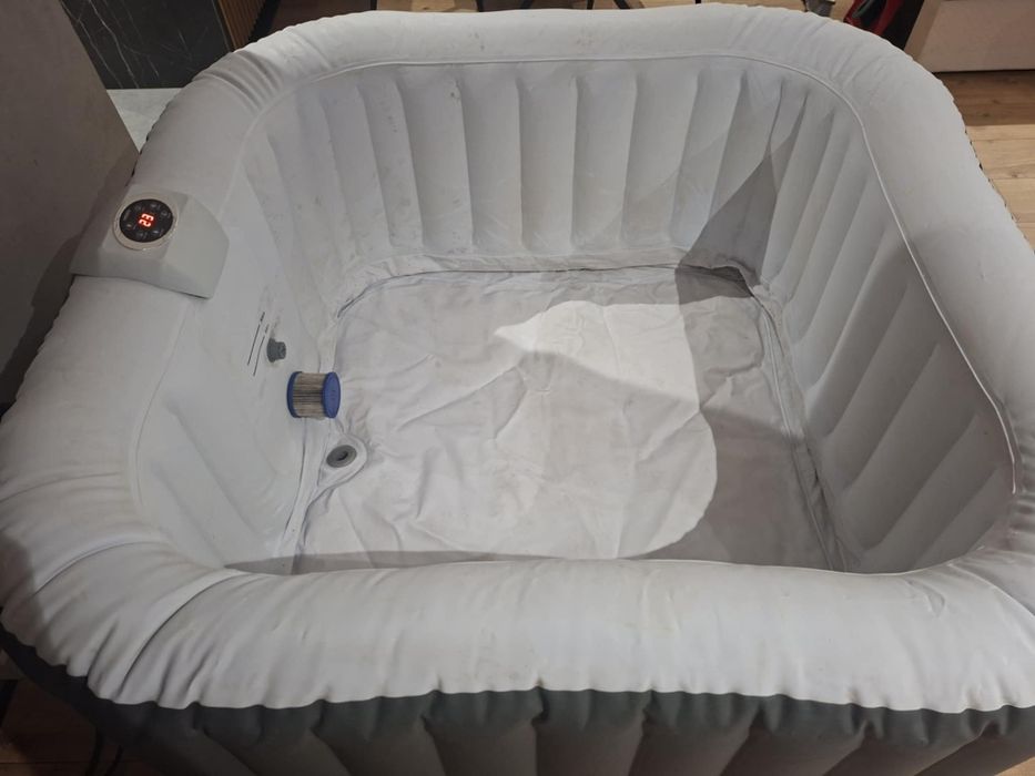 Basen spa jakuzzi florence