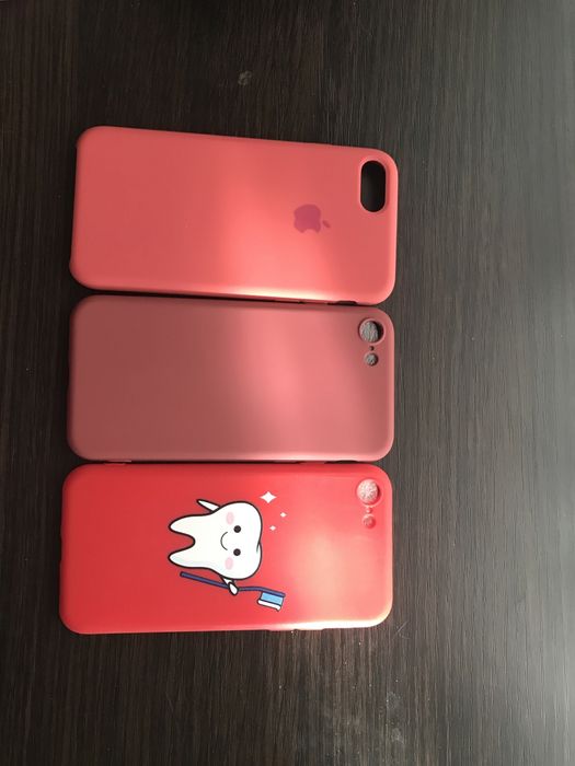 Продам чехлы на айфон 7 Новые