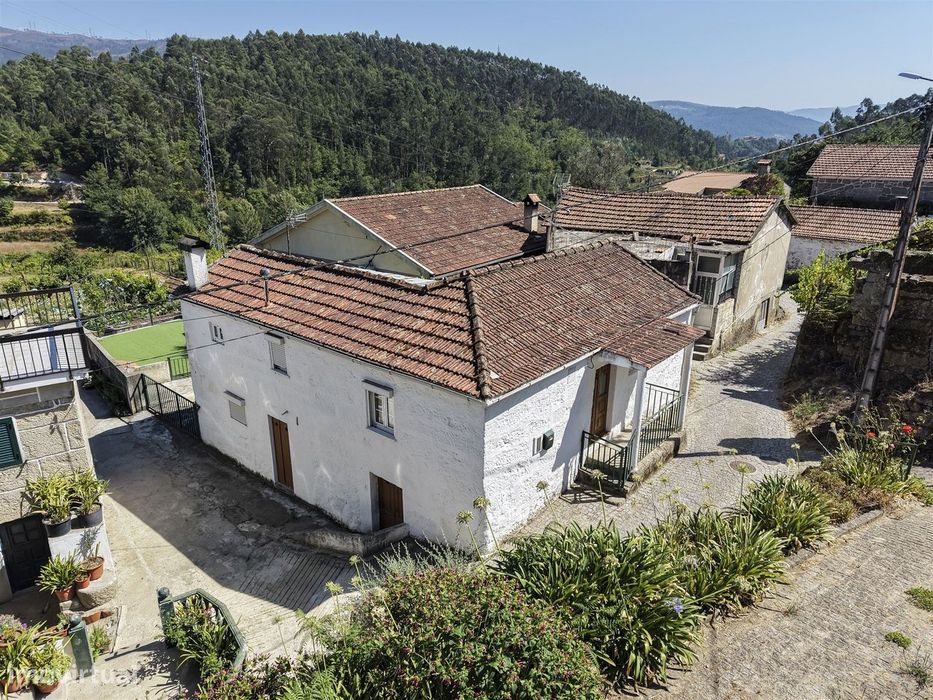 Moradia T3 Venda em Souselo,Cinfães