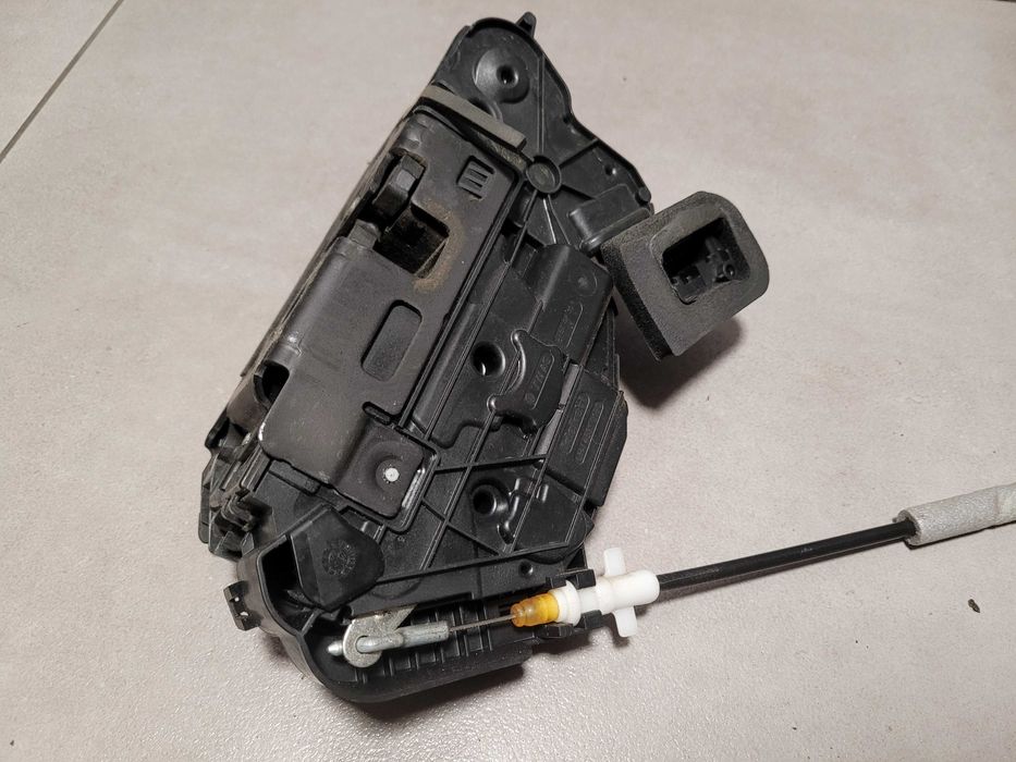 Zamek drzwi lewy przód Skoda RAPID Liftback 2017r 5TB.837.015A