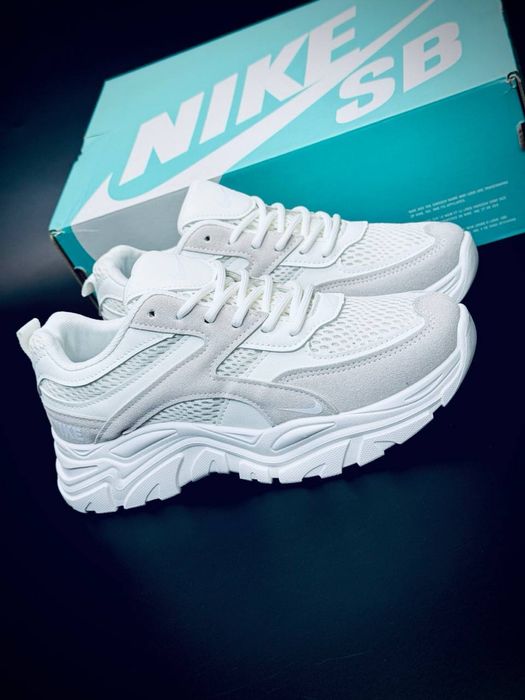 Женские кросовки найк / перфорация / летние кросовки / дышащие женськие красивки / Nike лето / натуральная кожа / легкие кроссовки