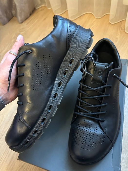 Чоловіче  взуття