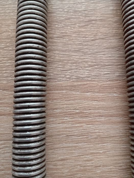 Подарую дві пружини