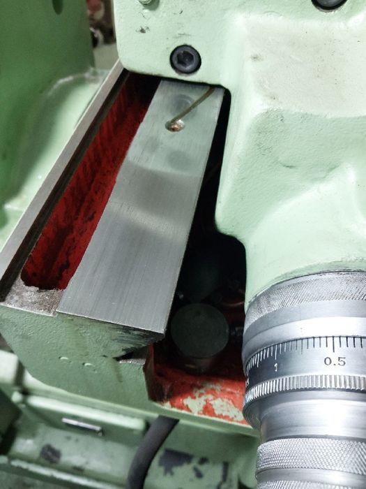 Фрезерний верстат 6Р82