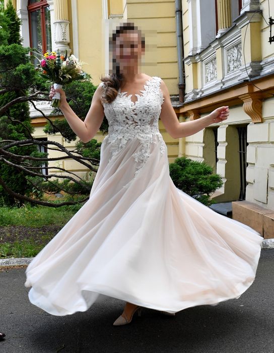 Suknia ślubna rozmiar 38/40 Diana Lisa