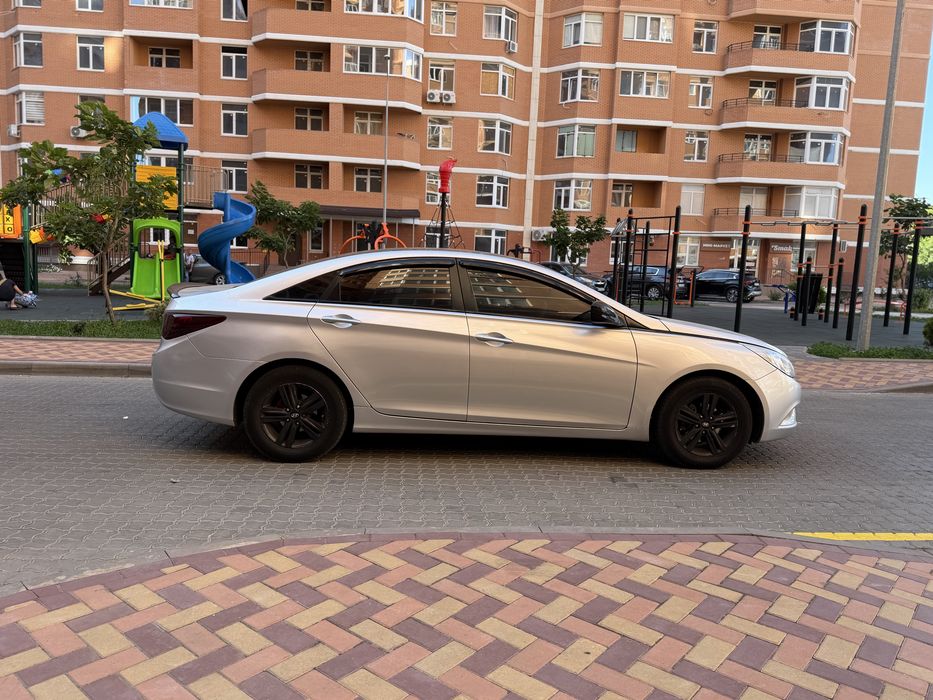 Продам hyundai sonata