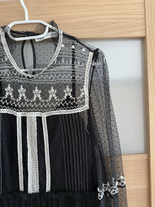 Koronkowa sukienka zara  boho falbanki