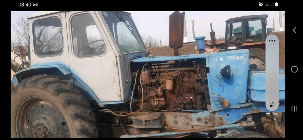 Трактор ЮМЗ - 6акл