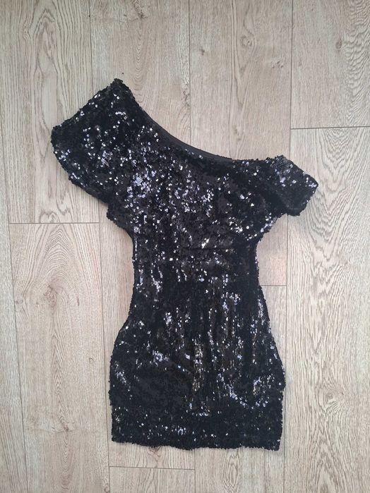 Mohito S36 cekiny SYLWESTER sukienka czarna