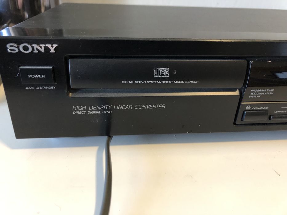 odtwarzacz płyt kompaktowych sony CDP 297