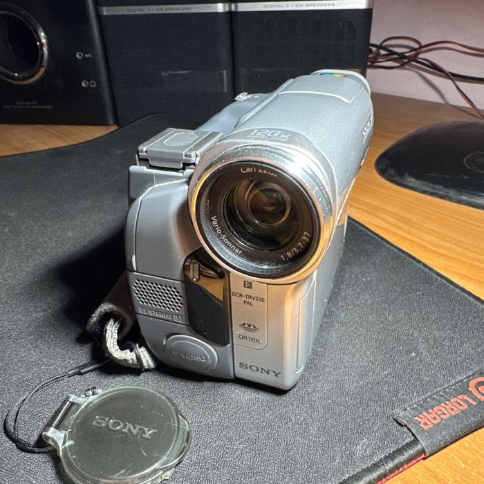 Sony Handycam DCR-TRV33E