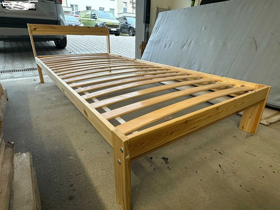 Łóżko IKEA rama + materac 90x200 cm