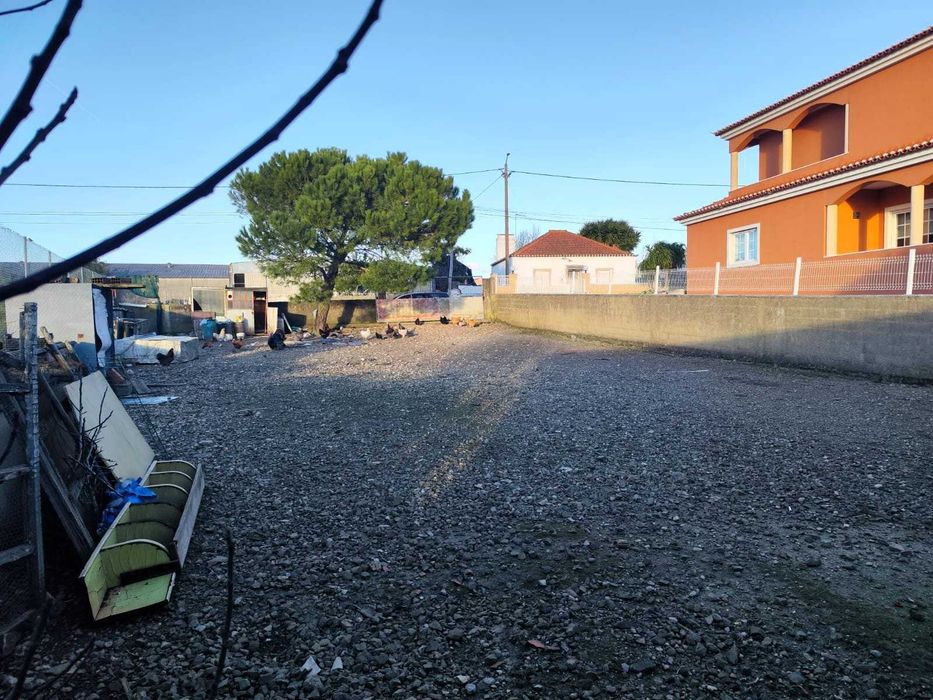 Terreno urbano com 540 m² em ARMÉS, TERRUGEM - SINTRA