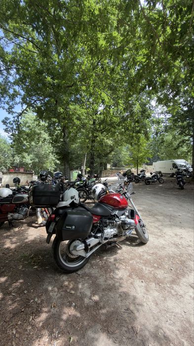 bmw r1100r com malas e extras