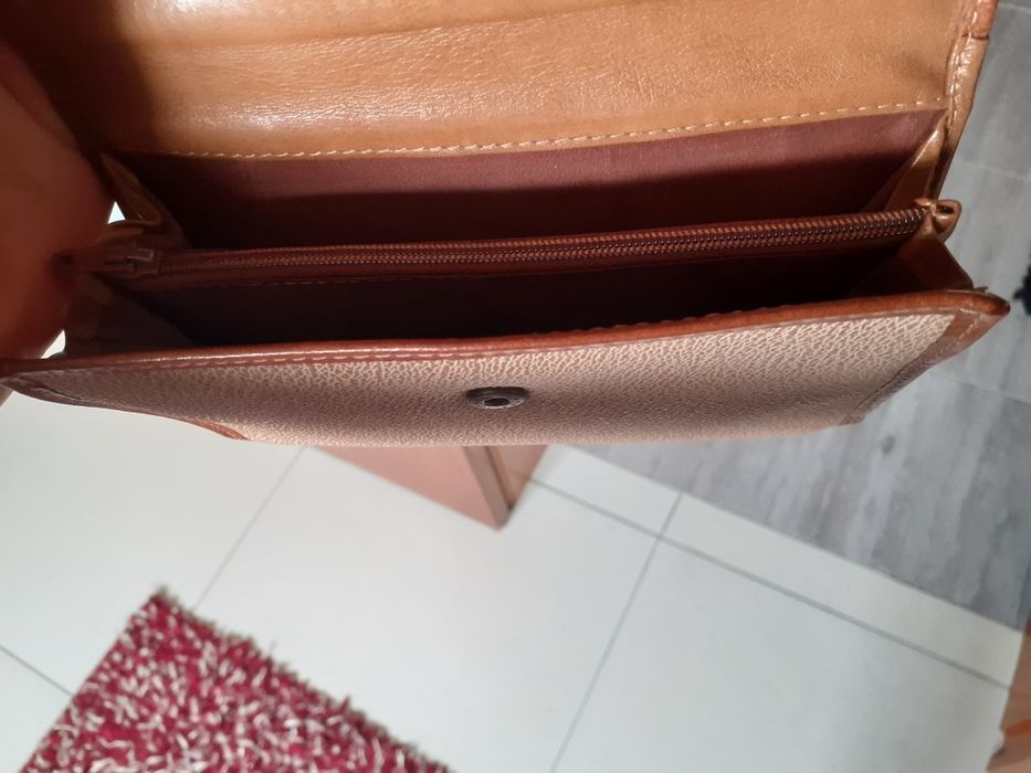 Vendo ou troco Carteira cavalinho